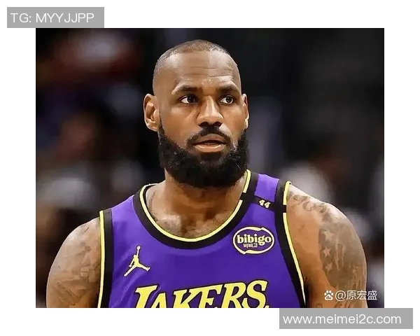 新人埃奇科姆谈起“偶像”勒布朗：“无疑是NBA史上最巨大的球员”